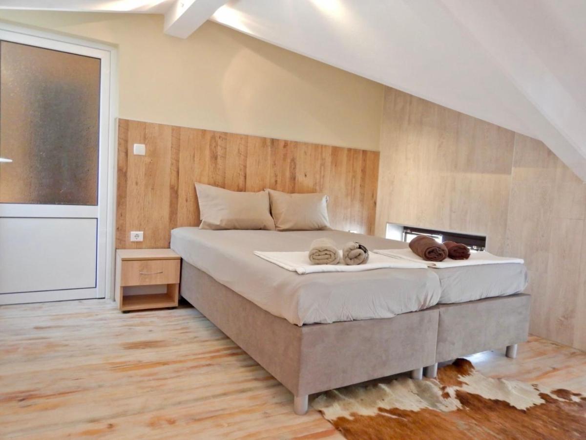 Къща За Гости Кребс Guesthousekrebs Šumen Exteriér fotografie